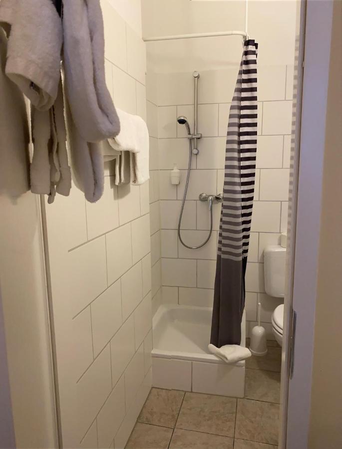 Alpha Hotel Garni Хамбург Екстериор снимка