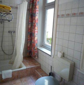 Alpha Hotel Garni Хамбург Екстериор снимка
