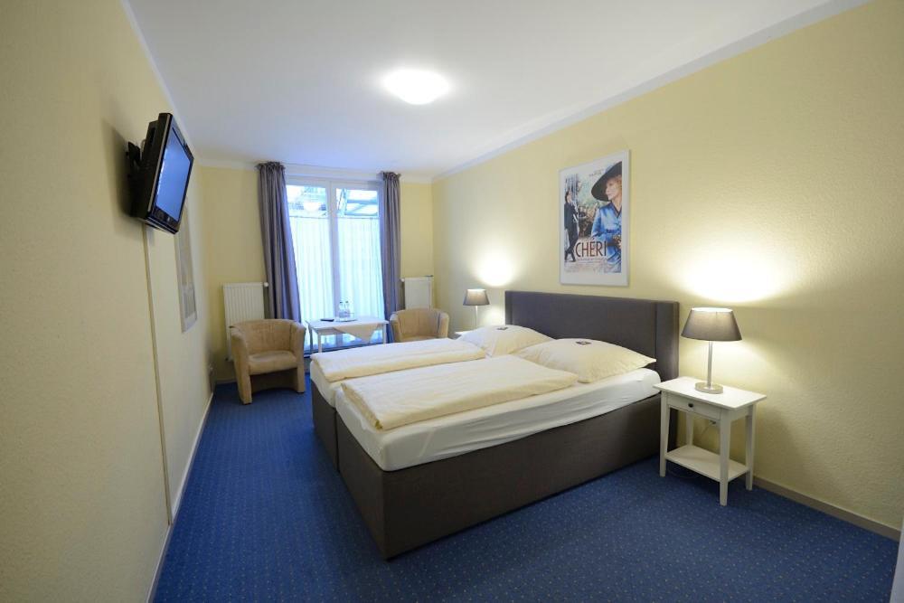 Alpha Hotel Garni Хамбург Екстериор снимка